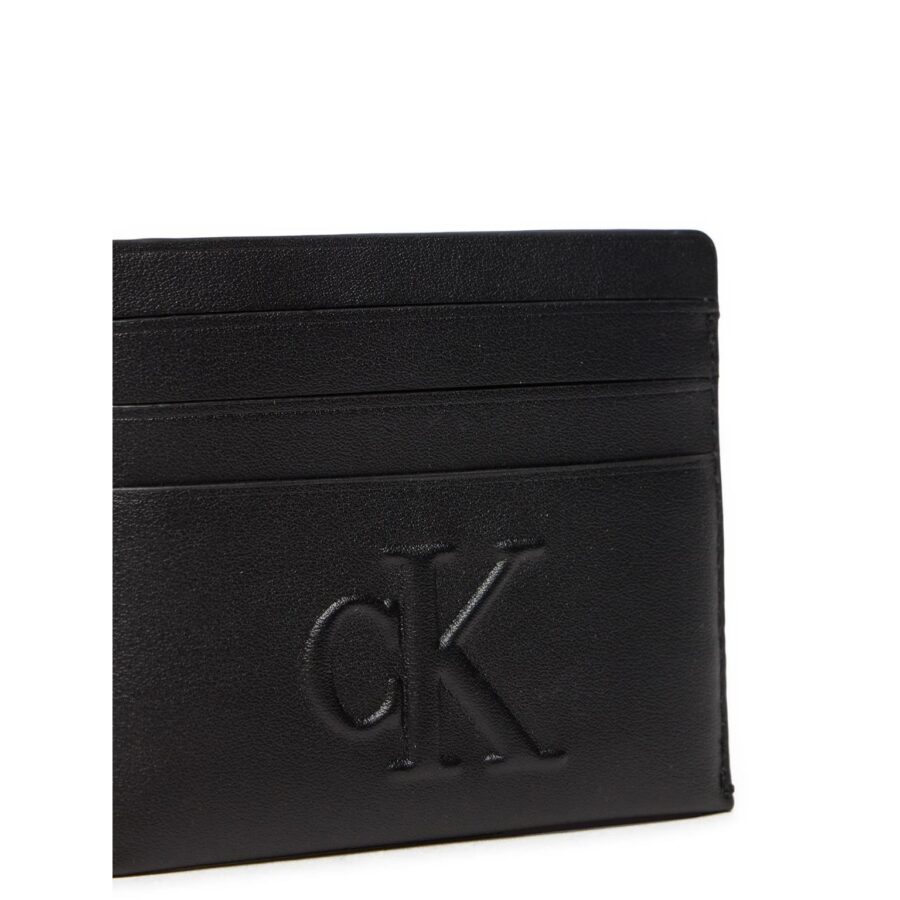 ck-k60k612747-sculpted-cardcase-6cc-deboss-kadin-cuzdan-106295.jpg Ck K60k612747 Sculpted Cardcase 6cc Deboss Kadın Cüzdan - Görsel 4