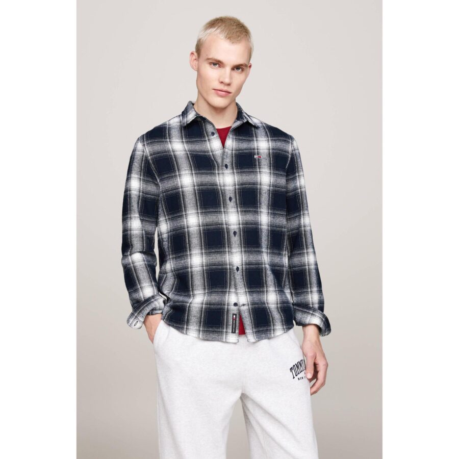 th-dm0dm19651-tjm-reg-check-flannel-shirt-ext-erkek-gomlek-114343.jpg Th Dm0dm19651 Tjm Reg Check Flannel Shırt Ext Erkek Gömlek - Görsel 3