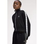 Fred Perry J4133 Cropped Taped Track Kadın Ceket – SİYAH - Görsel 4