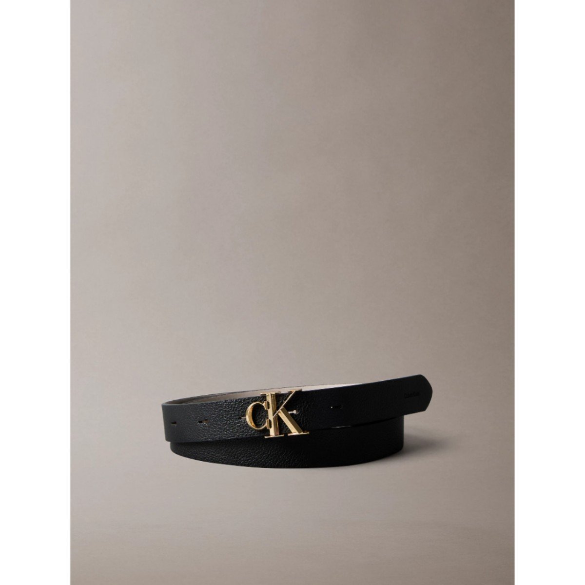 154104-0-ck-lv04f7044g-facet-ck-pebble-revadj-25mm-kadin-kemer-016cfe508dca Ck Lv04f7044g Facet Ck Pebble Rev/adj 25mm Kadın Kemer – SİYAH - Görsel 1