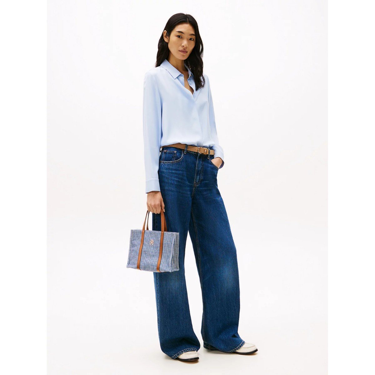 168533-0-th-aw0aw17208-th-premium-beach-le-mini-tote-kadin-canta-01f35ffe0aef Th Aw0aw17208 Th Premıum Beach Le Mını Tote Kadın Çanta – LACİVERT - Görsel 1